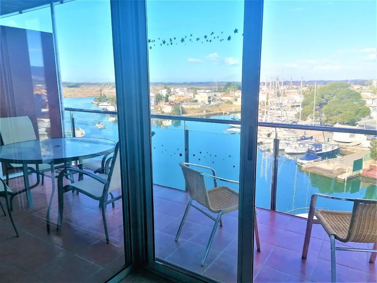 Global Immo 3360 Les Marines Garbi 4-2 Apartment Roses